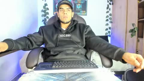 Snapshot of riancum chatting on February 17, 2025, 2:09 am juan online show from February 17, 2025, 2:09 am