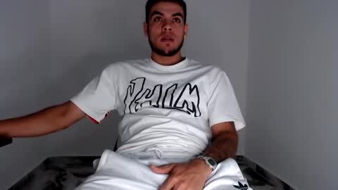 Snapshot of riancum chatting on November 22, 2025, 5:01 pm juan online show from November 22, 2025, 5:01 pm