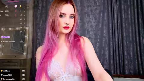 Snapshot of riawoods chatting on April 30, 2026, 10:03 pm Ria Woods online show from April 30, 2026, 10:03 pm