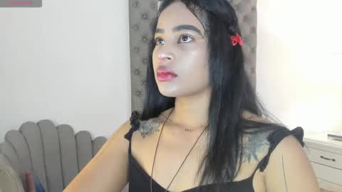 Snapshot of riby_ chatting on December 4, 2025, 7:11 pm riby online show from December 4, 2025, 7:11 pm