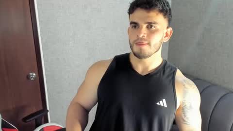 Snapshot of ricardogonzalez666 chatting on December 10, 2024, 1:22 am ricardogonzalez666 online show from December 10, 2024, 1:22 am