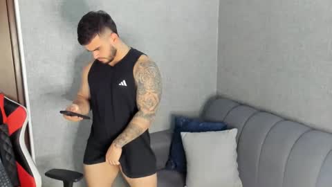 Snapshot of ricardogonzalez666 chatting on January 3, 2025, 11:44 pm ricardogonzalez666 online show from January 3, 2025, 11:44 pm