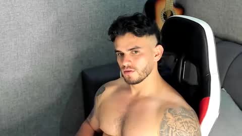 ricardogonzalez666 online show from October 24, 2025, 2:41 am