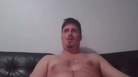 Snapshot of ricciestick chatting on October 21, 2025, 3:35 pm ricciestick online show from October 21, 2025, 3:35 pm