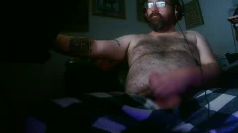 Snapshot of richard11268869 chatting on December 18, 2025, 3:23 am richard11268869 online show from December 18, 2025, 3:23 am