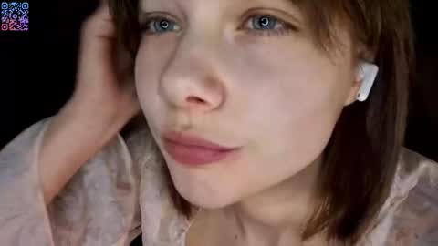 Luna online show from March 3, 2026, 5:41 pm