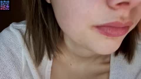 Luna online show from March 5, 2026, 6:04 pm