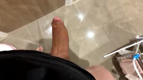 richmondal83 online show from November 19, 2025, 5:57 pm