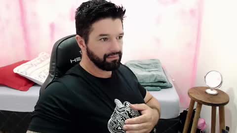 Snapshot of richrolland chatting on February 4, 2025, 7:33 pm Rickseduction online show from February 4, 2025, 7:33 pm