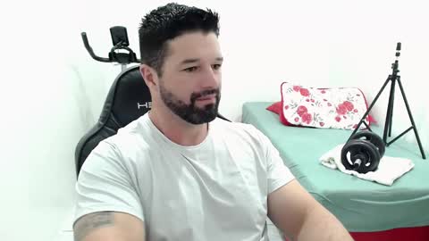 Snapshot of richrolland chatting on February 28, 2025, 12:32 am Rickseduction online show from February 28, 2025, 12:32 am