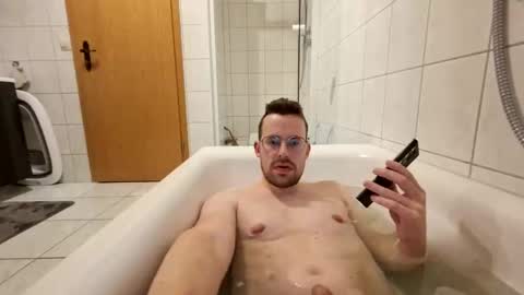 Snapshot of rici110933 chatting on February 17, 2025, 9:30 pm rici110933 online show from February 17, 2025, 9:30 pm