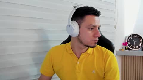 Snapshot of rick_diesel chatting on October 23, 2025, 3:28 am Rick Diesel online show from October 23, 2025, 3:28 am