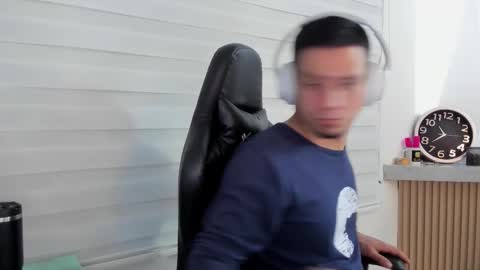 Snapshot of rick_diesel chatting on October 24, 2025, 3:36 am Rick Diesel online show from October 24, 2025, 3:36 am