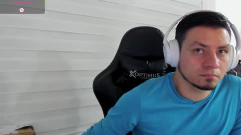 Snapshot of rick_diesel chatting on November 6, 2025, 3:29 am Rick Diesel online show from November 6, 2025, 3:29 am