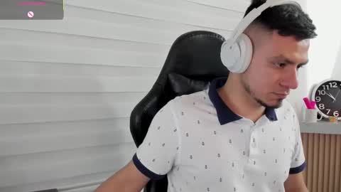 Snapshot of rick_diesel chatting on November 8, 2025, 3:50 am Rick Diesel online show from November 8, 2025, 3:50 am