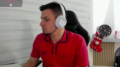 Snapshot of rick_diesel chatting on November 26, 2025, 5:19 am Rick Diesel online show from November 26, 2025, 5:19 am