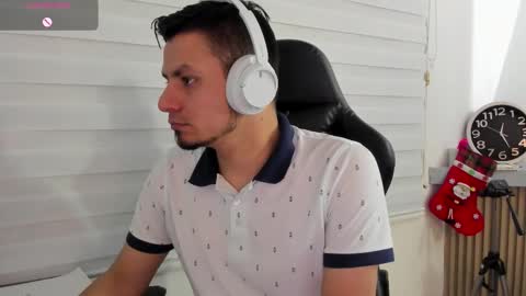 Snapshot of rick_diesel chatting on December 2, 2025, 5:24 am Rick Diesel online show from December 2, 2025, 5:24 am