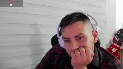 Snapshot of rick_diesel chatting on December 5, 2025, 3:59 am Rick Diesel online show from December 5, 2025, 3:59 am