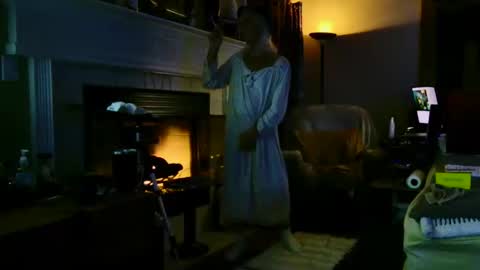 PINK HOLE TWINK online show from November 11, 2025, 6:13 am