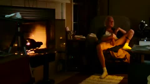 PINK HOLE TWINK online show from February 26, 2026, 7:07 am