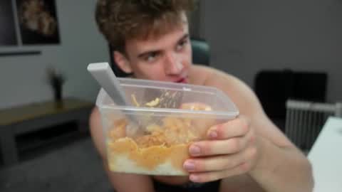 RICKY BECKO online show from November 7, 2025, 11:49 pm