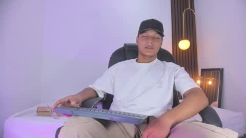 Ricky  online show from January 17, 2025, 9:17 pm