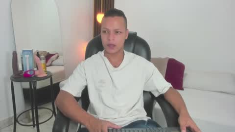 Ricky  online show from September 15, 2025, 1:11 pm