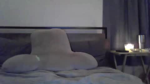 Snapshot of rickyandluucy chatting on April 28, 2026, 11:48 am RickyandLuucy online show from April 28, 2026, 11:48 am