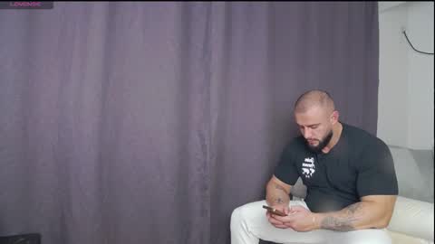 rickymiami1 online show from November 20, 2025, 7:57 pm