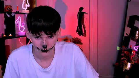 Rico online show from October 27, 2025, 8:13 pm