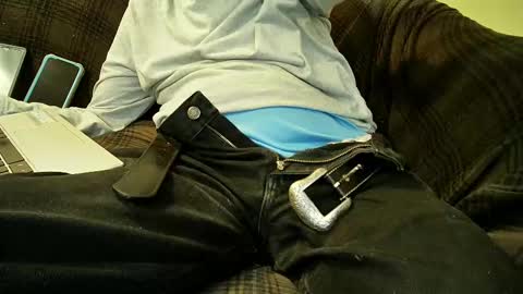 Snapshot of rico_y_suave_4u chatting on December 27, 2024, 11:53 pm Easy if yun are good see my pics online show from December 27, 2024, 11:53 pm