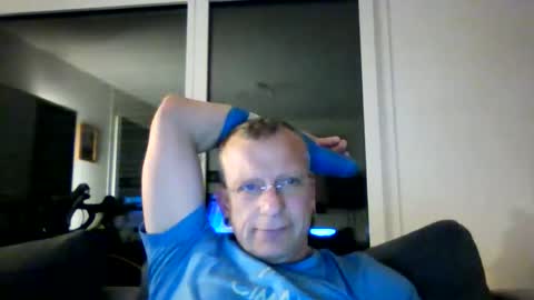 Snapshot of ricogumpi chatting on May 7, 2026, 7:08 pm ricogumpi online show from May 7, 2026, 7:08 pm