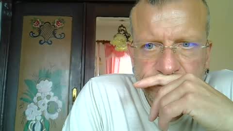 Snapshot of ricogumpi chatting on June 17, 2026, 11:12 am ricogumpi online show from June 17, 2026, 11:12 am