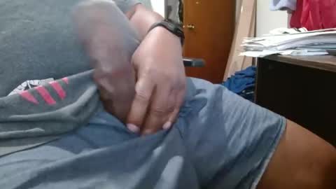 Snapshot of ridickulous1 chatting on December 9, 2024, 4:47 pm ridickulous1 online show from December 9, 2024, 4:47 pm