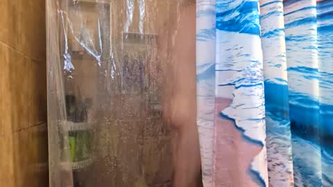 Snapshot of ridiculousness00 chatting on December 4, 2025, 8:50 pm bwc daddy online show from December 4, 2025, 8:50 pm