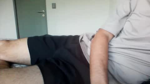 Snapshot of rielol23 chatting on October 15, 2025, 10:54 pm rielol23 online show from October 15, 2025, 10:54 pm