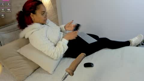 Snapshot of rihannadeep chatting on May 20, 2026, 9:59 am Sara online show from May 20, 2026, 9:59 am