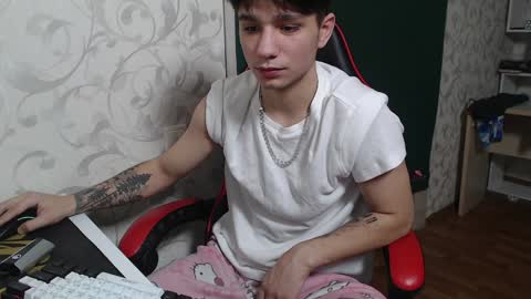 Snapshot of rik_and chatting on December 11, 2024, 8:50 pm Rick online show from December 11, 2024, 8:50 pm