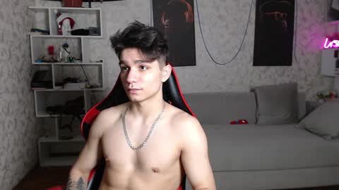 Snapshot of rik_and chatting on January 29, 2025, 10:22 pm Rick online show from January 29, 2025, 10:22 pm