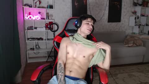 Snapshot of rik_and chatting on February 8, 2025, 11:24 pm Rick online show from February 8, 2025, 11:24 pm