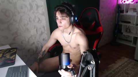 Snapshot of rik_and chatting on March 2, 2025, 2:43 pm Rick online show from March 2, 2025, 2:43 pm