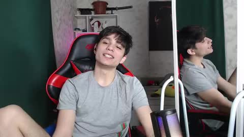 Snapshot of rik_and chatting on March 7, 2025, 6:43 pm Rick online show from March 7, 2025, 6:43 pm