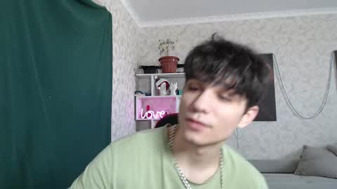 Snapshot of rik_and chatting on March 9, 2025, 7:12 am Rick online show from March 9, 2025, 7:12 am