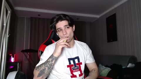 Snapshot of rik_and chatting on October 8, 2025, 1:31 pm Rick online show from October 8, 2025, 1:31 pm