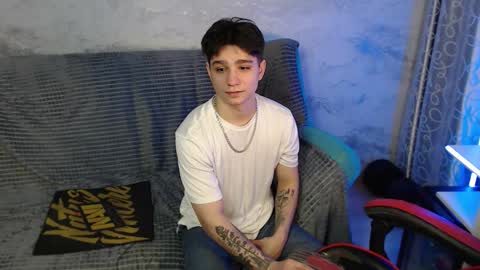 Snapshot of rik_and chatting on December 1, 2025, 11:48 am Rick online show from December 1, 2025, 11:48 am