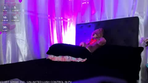 Bela online show from November 11, 2025, 8:20 pm