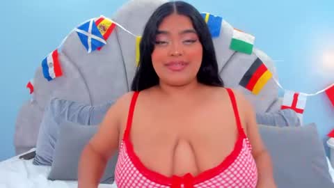 Snapshot of riley_dolly chatting on July 5, 2026, 11:34 pm riley_dolly online show from July 5, 2026, 11:34 pm