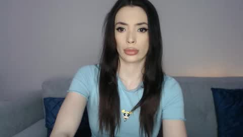 Snapshot of rileyeve chatting on December 3, 2025, 2:08 am RileyEve online show from December 3, 2025, 2:08 am