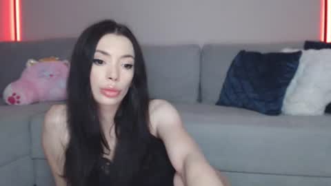 Snapshot of rileyeve chatting on July 5, 2026, 10:28 pm RileyEve online show from July 5, 2026, 10:28 pm