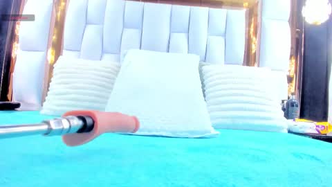 Riley online show from November 1, 2025, 11:56 am